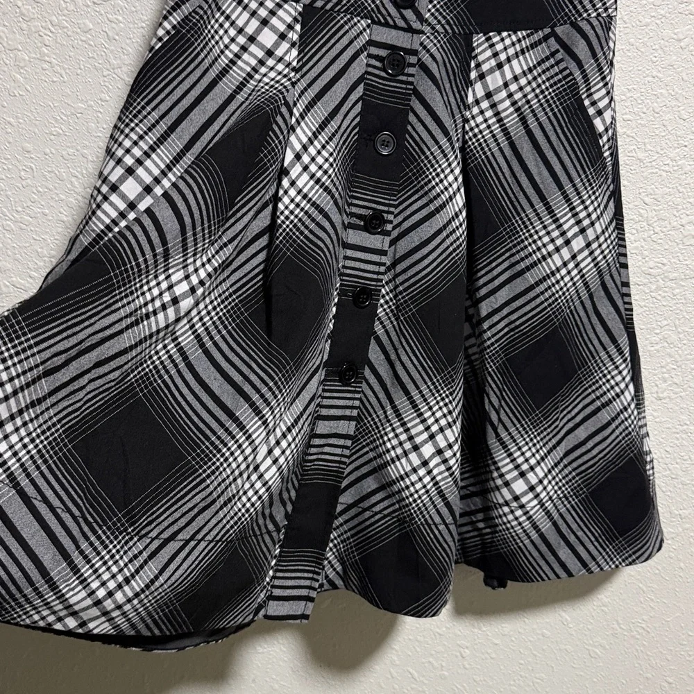 H&M button front